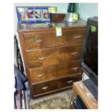 FOUR DRAWER CHEST OF DRAWERS 33' X 17 1/2' X 44'