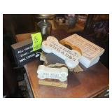 GROUP OF DECORATIVE PLAQUES WITH VARIOUS SAYINGS,