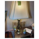 BRASS COLOR TABLE LAMP APPROXIMATELY 29 IN TALL
