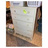 FIVE DRAWER CHEST OF DRAWERS 31 IN BY 16 IN BY 41