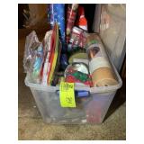 TOTE WITH MISCELLANEOUS CHRISTMAS RELATED ITEMS, G