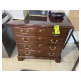 EATHAN ALLEN 4 DRAWER NIGHT STAND 32 IN X 17 IN X