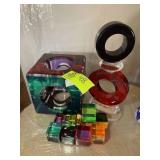 GROUP OF MISC PLASTIC Dï¿½COR, CUBE, CIRCLES, ETC BY