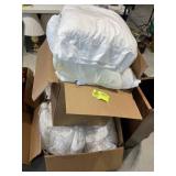 GROUP OF MISC LINENS, PILLOWS, BLANKETS, COMFORTER
