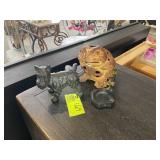 GROUP OF CAST IRON ITEMS, DOG, FROG, ASH TRAY, 5 I