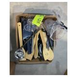 GROUP OF KITCHEN UTENSILS, PLASTIC MEASURING CUPS