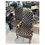 PAIR OF LEATHER ARM CHAIRS, 19 IN SEAT HEIGHT