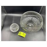 LARGE CLEAR GLASS PUNCH BOWL AND SMALL CLEAR GLASS