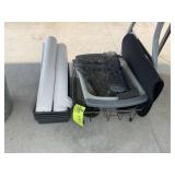 GROUP OF DRYING RACKS AND SHELF LINER