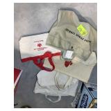 GROUP OF CANVAS TOTE BAGS