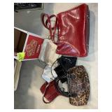 GROUP OF WOMENS HAND BAGS AND PURSES