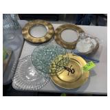 GROUP OF DECORATIVE CHARGERS, PLATES, ETC