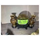 GROUP OF DECORATIVE METAL VASES AND PLATE WITH STA