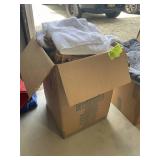 BOX OF MISC TOWELS