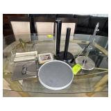 GROUP INCLUDING LAZY SUSAN, NAPKIN AND PAPERTOWEL