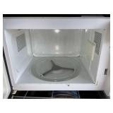 SUNBEAM MICROWAVE AND KITCHENAID  TOASTER