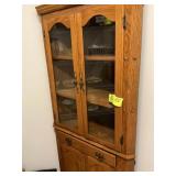 FOUR DOOR ONE DRAWER CORNER CABINET 32 X 72 X19