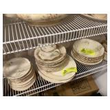 APPROX 85 PIECES FRENCH SAXON 22 CARAT CHINA
