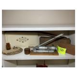 MISC GROUP INCLUDING DECORATIVE BOXES, NUT CRACKER