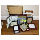 LARGE GROUP OF VARIOUS SIZE PICTURE FRAMES