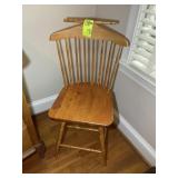 DRESSING CHAIR