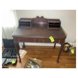 VINTAGE 2 DRAWER SPINET WRITING DESK 37 IN X 21 IN