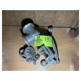 KEYSTONE NO 20 MEAT GRINDER WITH MISC BLADES