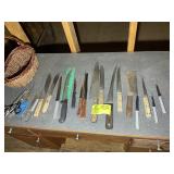 GROUP OF KNIVES AND SCISSORS