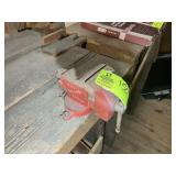 BENCH VISE, 3.5 IN