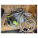GROUP INCLUDING RATCHET STRAP AND ROPE