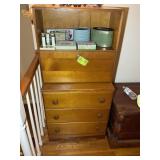 3 DRAWER WOODEN SECRETARY STYLE CABINET 26 IN X 16