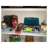 MISC GROUP INCLUDING VINTAGE ITEMS, JACKS, STACKIN