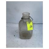 CLEAR 1 GALLON GLASS JUG WITH WIRE HANDLE STAMPED