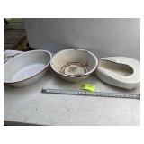 PAIR OF RED RIMMED ENAMEL WASH PANS AND BED PAN