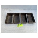 VINTAGE METAL FOUR LOAF BAKING PAN OVERALL DIMENSI
