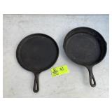 GROUP INCLUDING CAST IRON SKILLET MARKED 8 SK AND