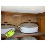 GROUP OF CORNING WARE BAKING DISHES, LIDS, CARRIER