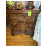 3 DRAWER WOODEN NIGHT STAND, 26.5 IN X 16 IN X 29.
