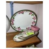 GROUP OF FRANCISCAN DESERT ROSE PATTERN SERVING DI
