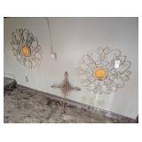 GROUP OF OUTDOOR DECORATIVE WALL ART, ROUND 35 IN