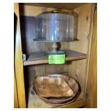GROUP INCLUDING WOODEN BOWL SET AND WOOD AND GLASS