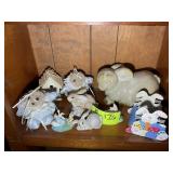 GROUP OF DECORATIVE FIGURINES, RABBITS, ETC