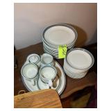 GROUP OF PFALTZGRAFF DISHES, APPROX 72 PIECES