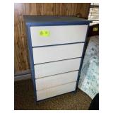 5 DRAWER CHEST OF DRAWERS, 28 IN X 20 IN X 47 IN