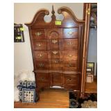 5 DRAWER CHEST OF DRAWERS, HIGHBOY, 30 IN X 18 IN