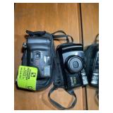 PAIR OF VINTAGE CAMERAS, KODAK AND SUPER 90