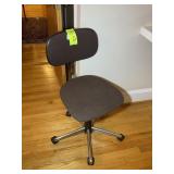 5 STAR BASE METAL FRAME OFFICE CHAIR