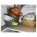 GROUP OF PLASTIC AND WICKER BASKETS