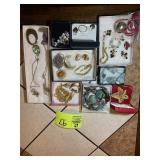 GROUP OF COSTUME JEWELRY NECKLACES AND BRACELETS