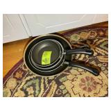 GROUP OF FRYING PANS